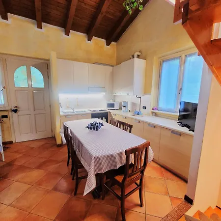 La Casa Di Angi * Onore
